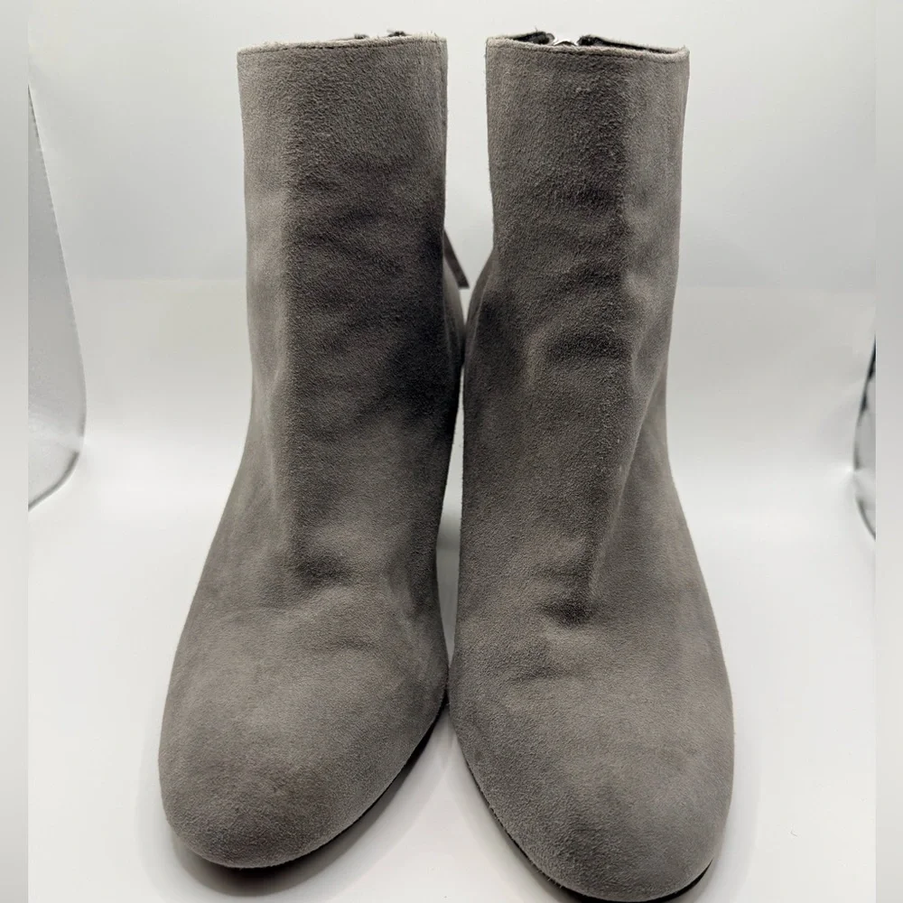 STEVE MADDEN‎ Cynthia Ankle Boot Booties Back Zipper Gray Suede Women’s Size 9